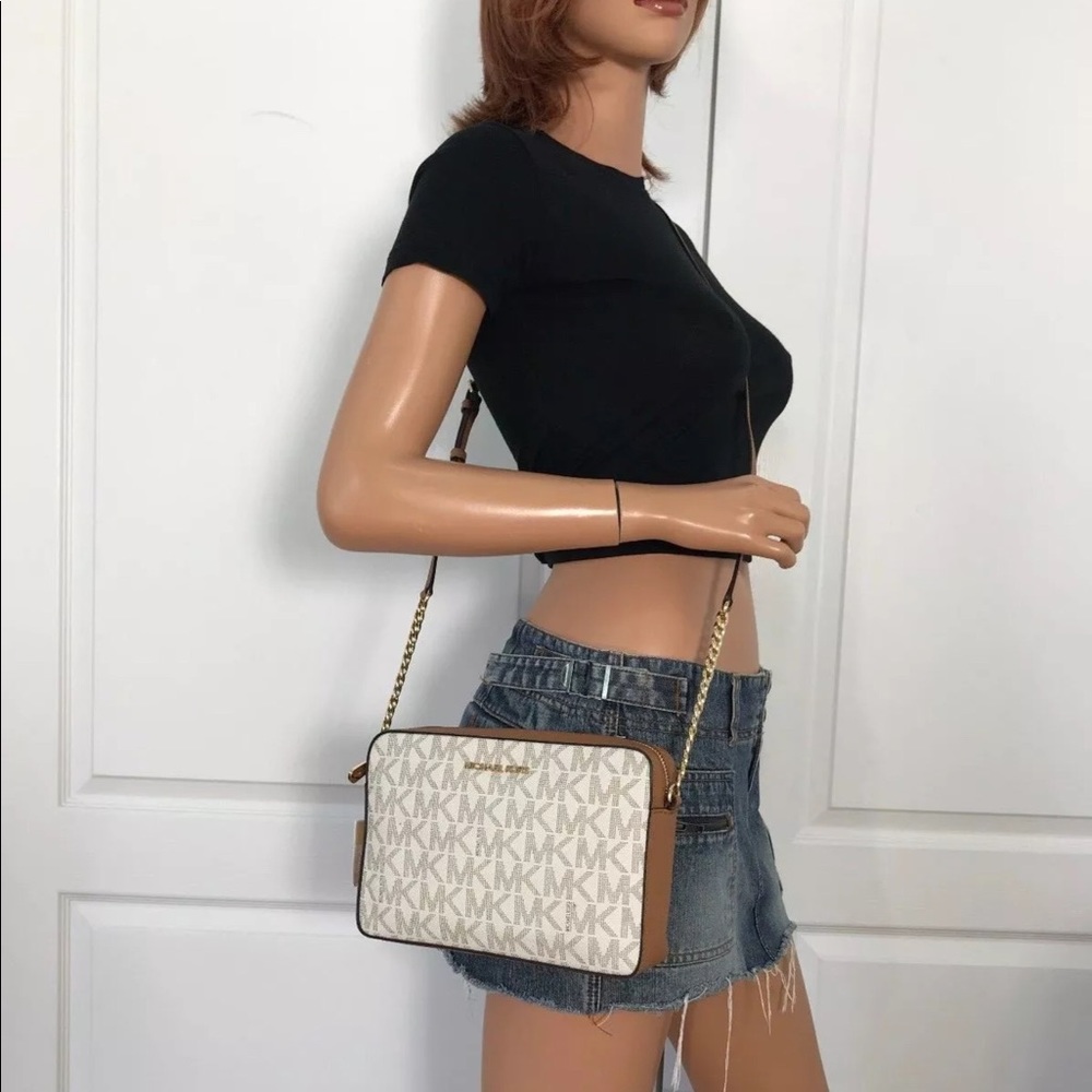 🌿Michael Kors Large Crossbody Shoulder Bag NWT. - Picture 7 of 8